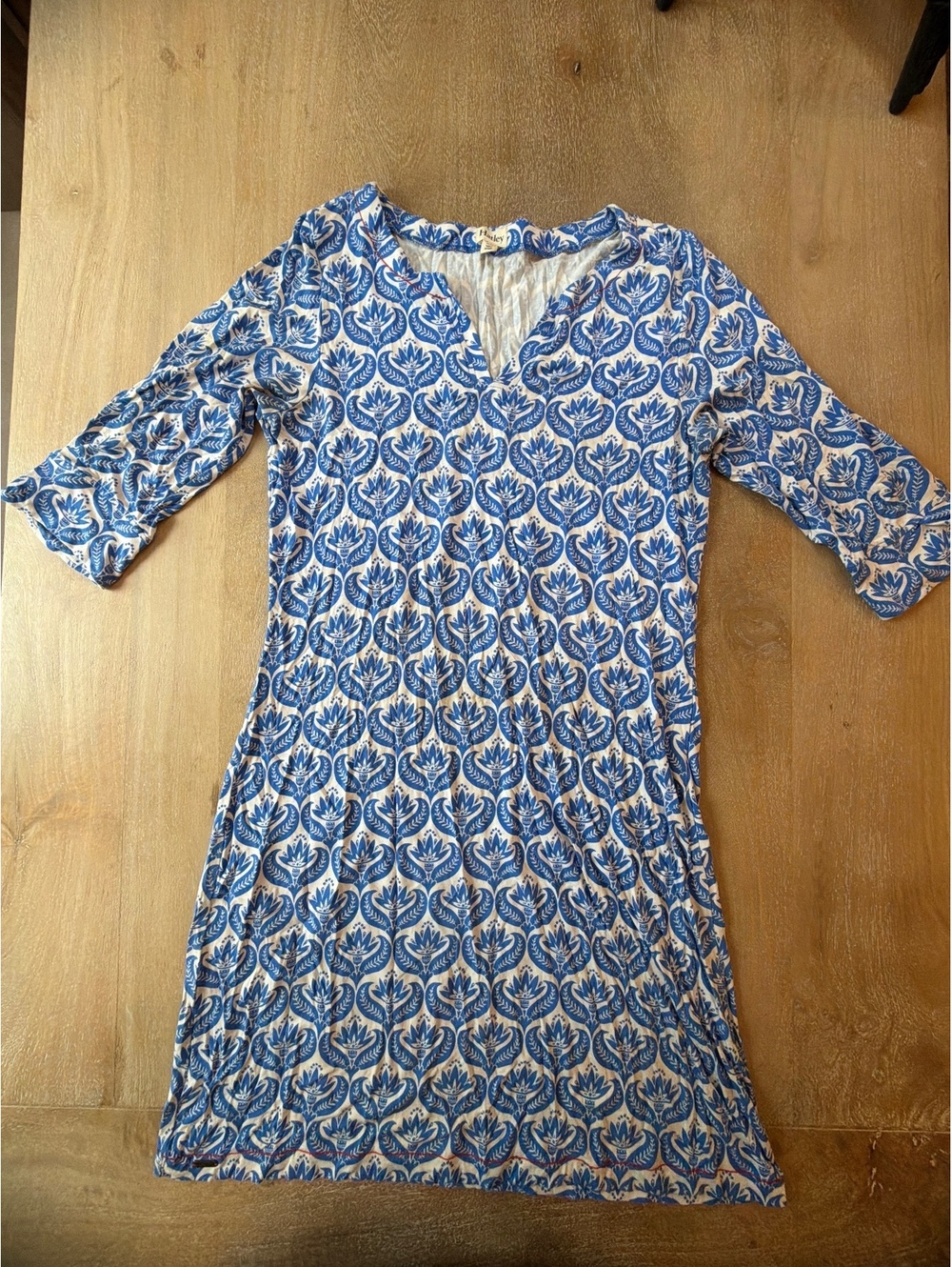 Hatley Blue & White Medallion Print Short Sleeve Shift Dress - Size M
